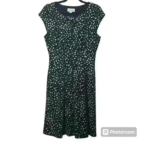 Elle Dress | Black Flowery Dress | Size Large | Like New - Picture 1 of 3